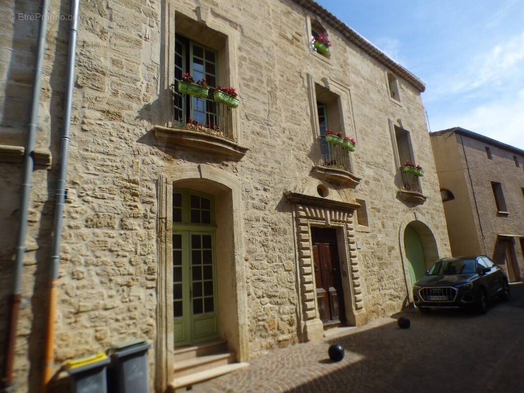 Appartement à NEZIGNAN-L&#039;EVEQUE