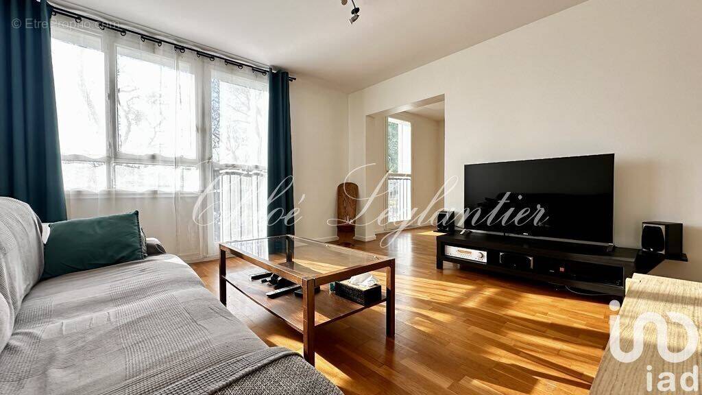 Photo 1 - Appartement à CROSNE