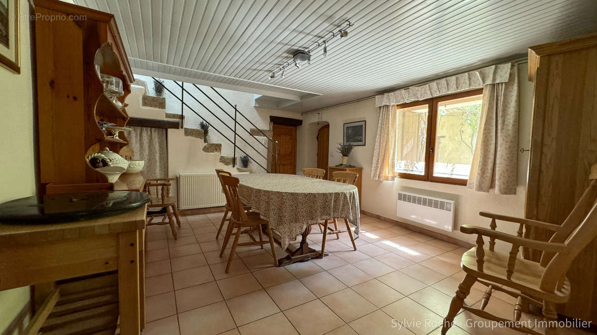 Maison à VISAN