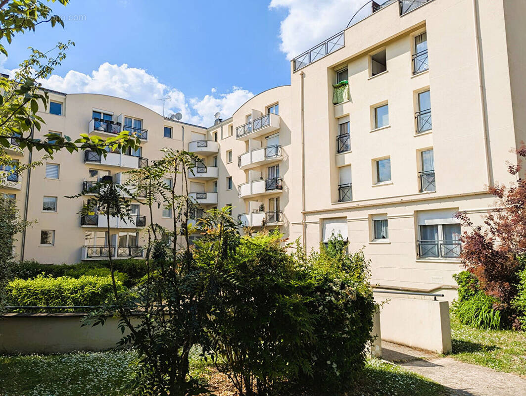 Appartement à BONDY