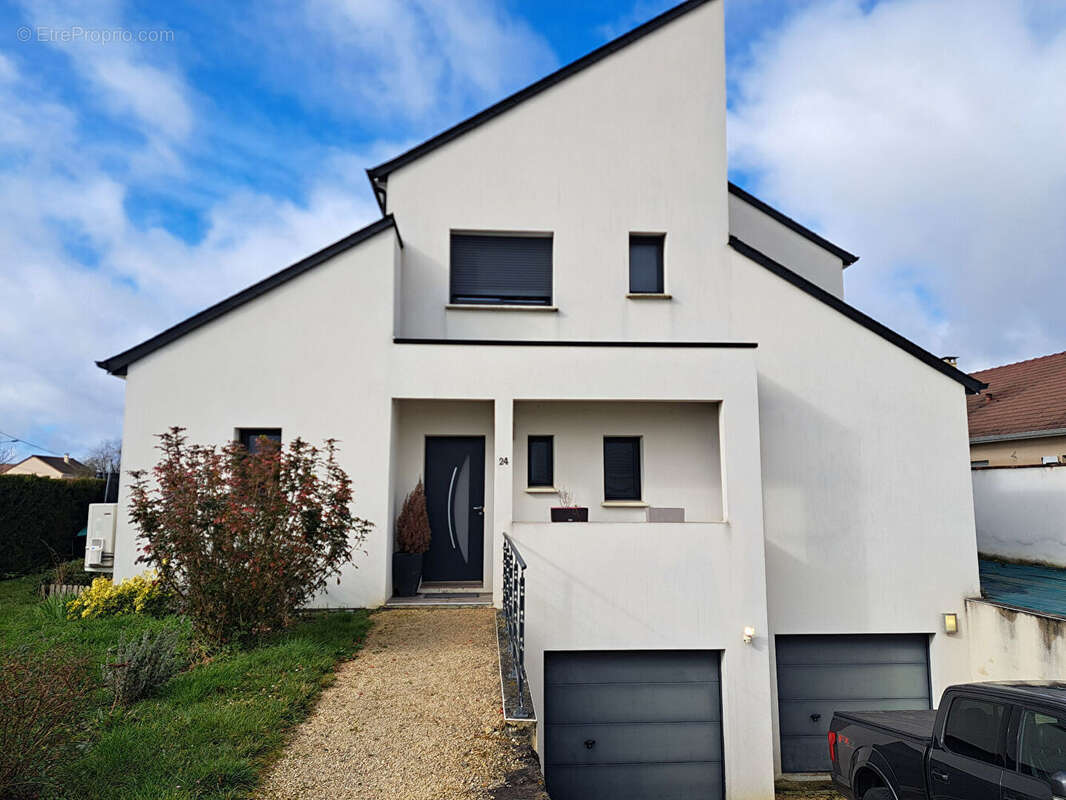 Autre à CHATELLERAULT