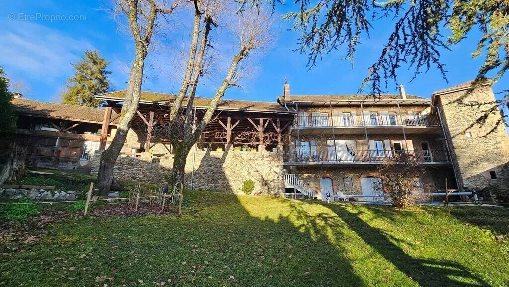 Maison à RIVES