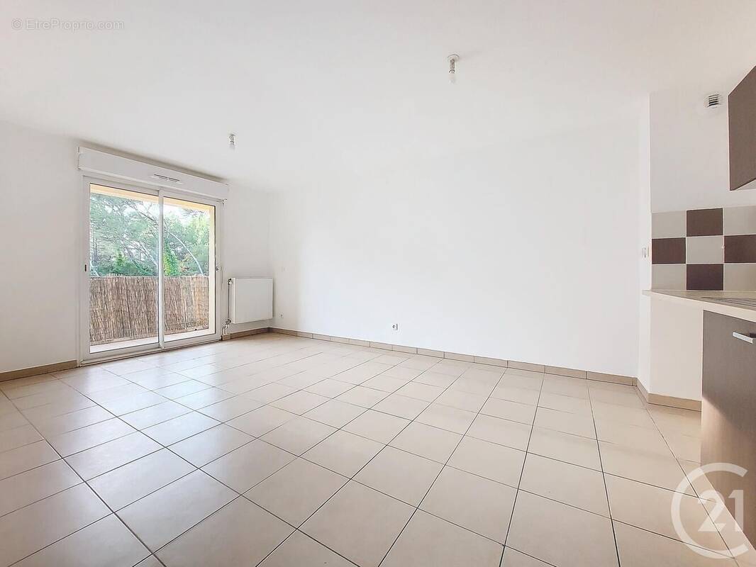 Photo 1 - Appartement à JUVIGNAC
