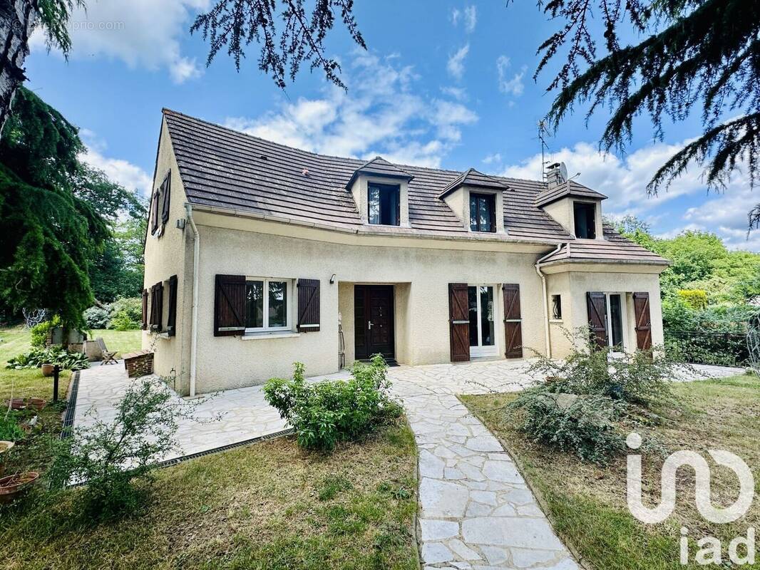 Photo 1 - Maison à SAINT-ARNOULT-EN-YVELINES
