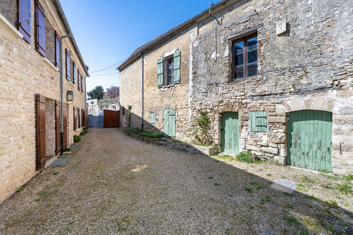 Maison à MAGNY-EN-VEXIN