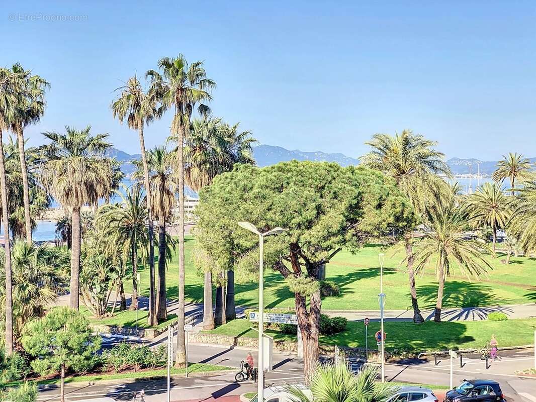 Appartement à CANNES
