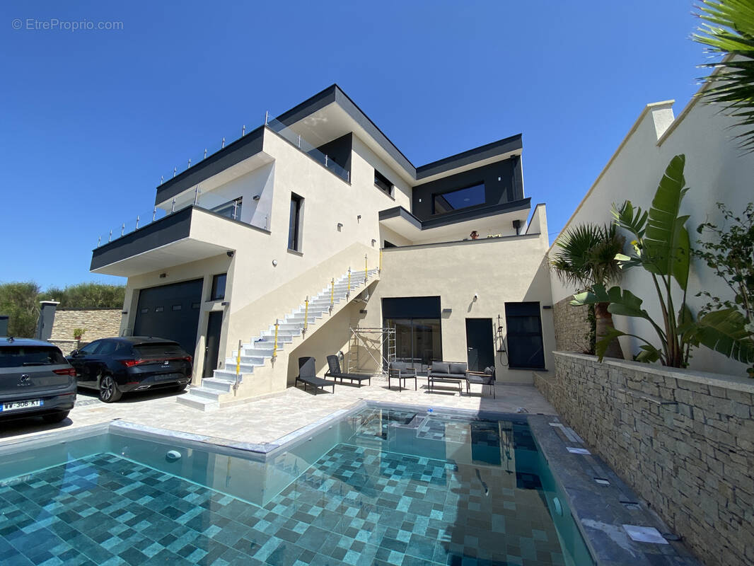 Maison à PRIVAS