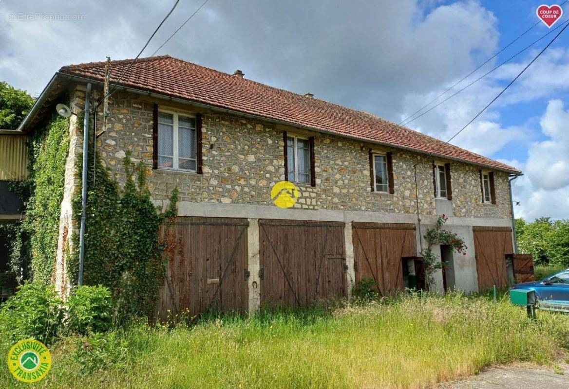Maison à VILLEFRANCHE-D&#039;ALLIER