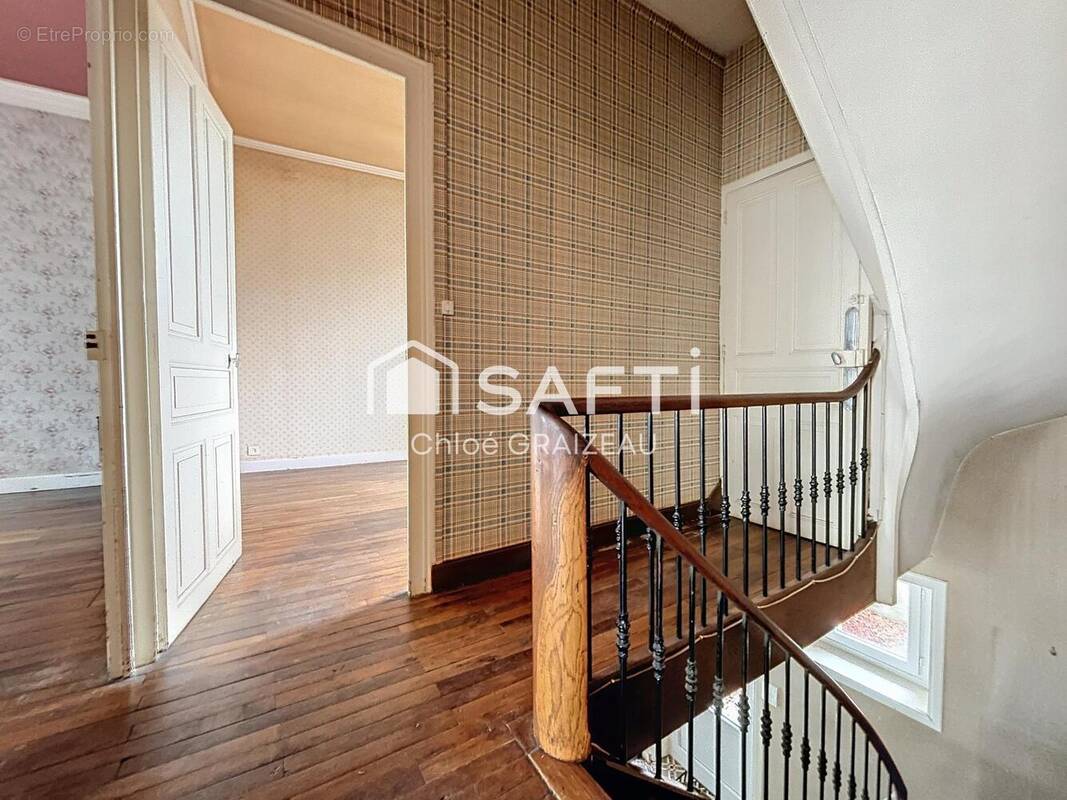 Photo 1 - Maison à LA CHAPELLE-SAINT-LAURENT