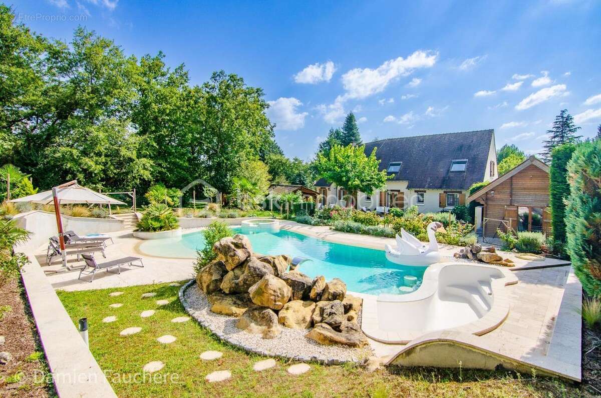 Maison à MILLY-LA-FORET