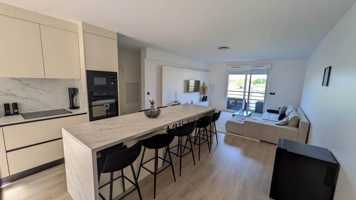 Appartement à YVRAC