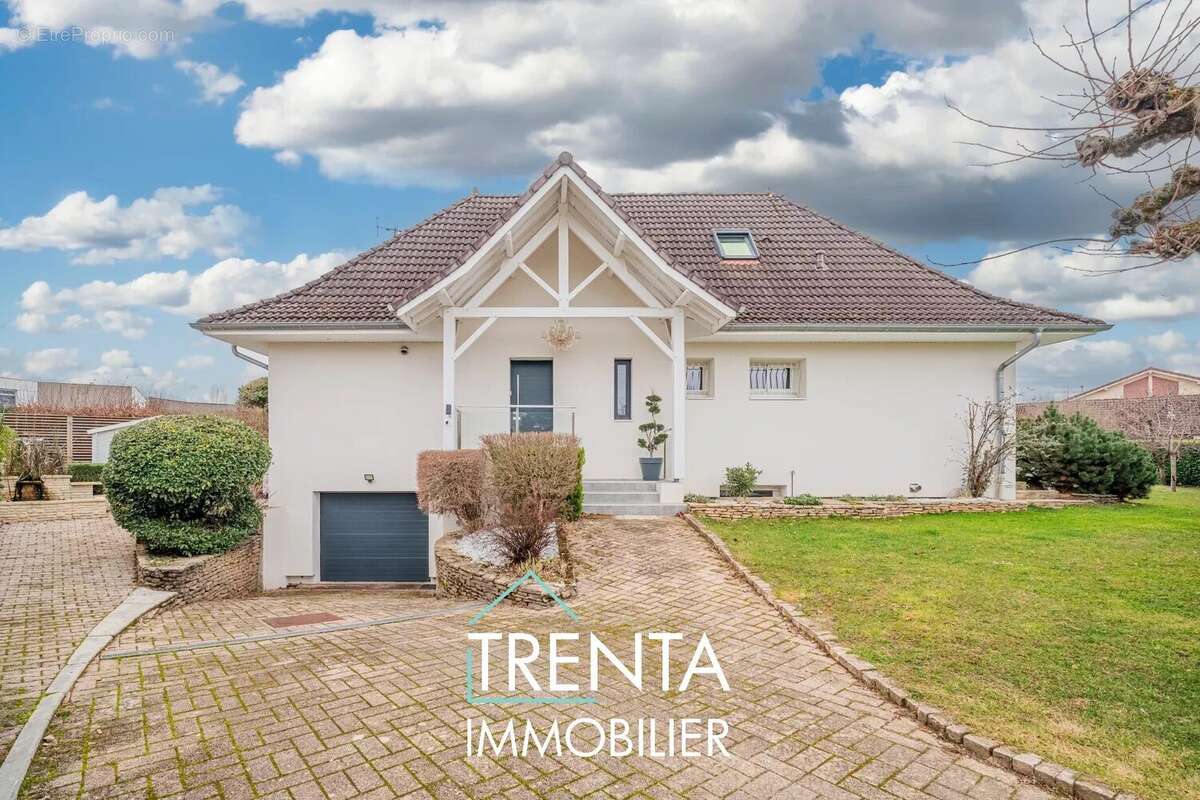 Maison à COUBLEVIE
