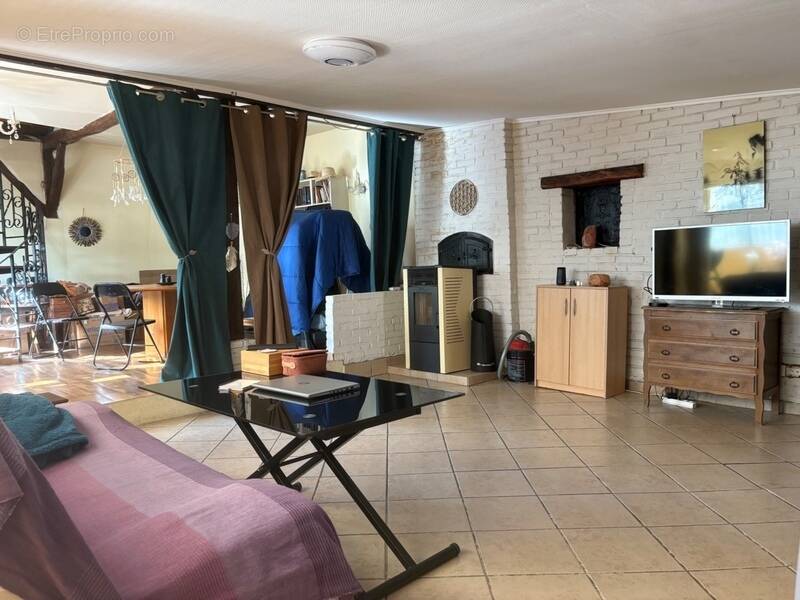Maison à AIX-EN-OTHE