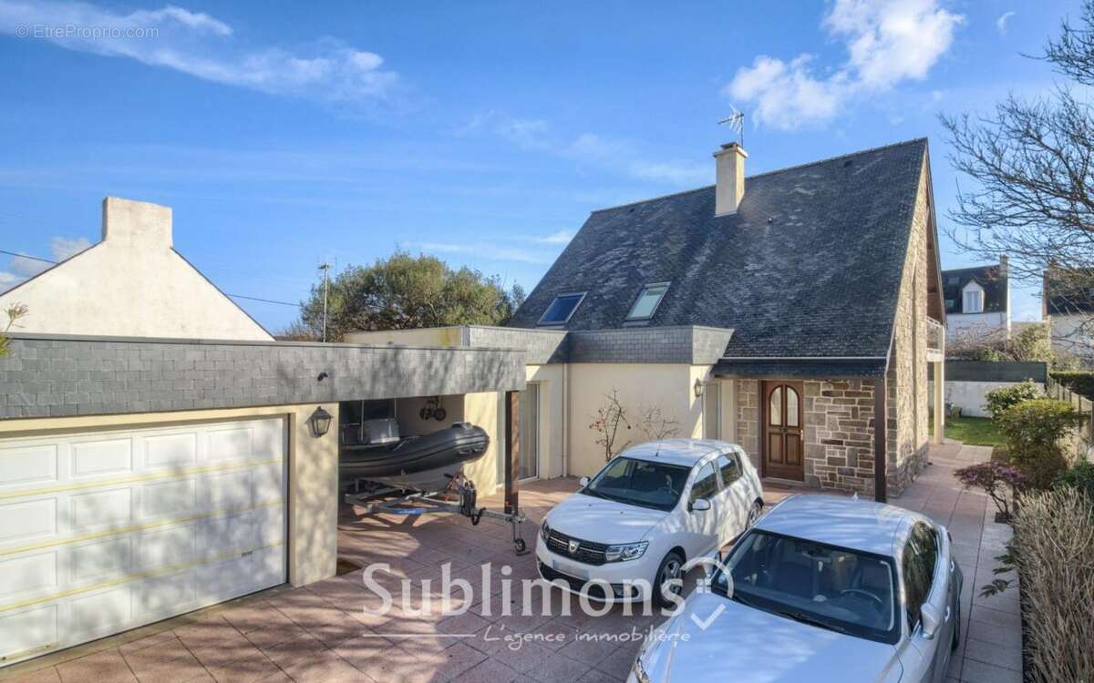 Maison à PORT-LOUIS