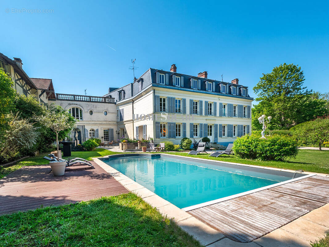 Maison à ASNIERES-SUR-OISE