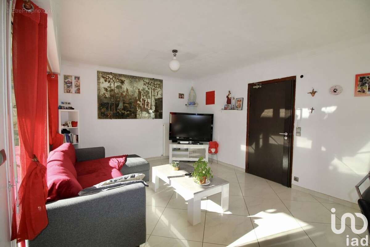 Photo 4 - Appartement à SAINT-LAURENT-DU-VAR