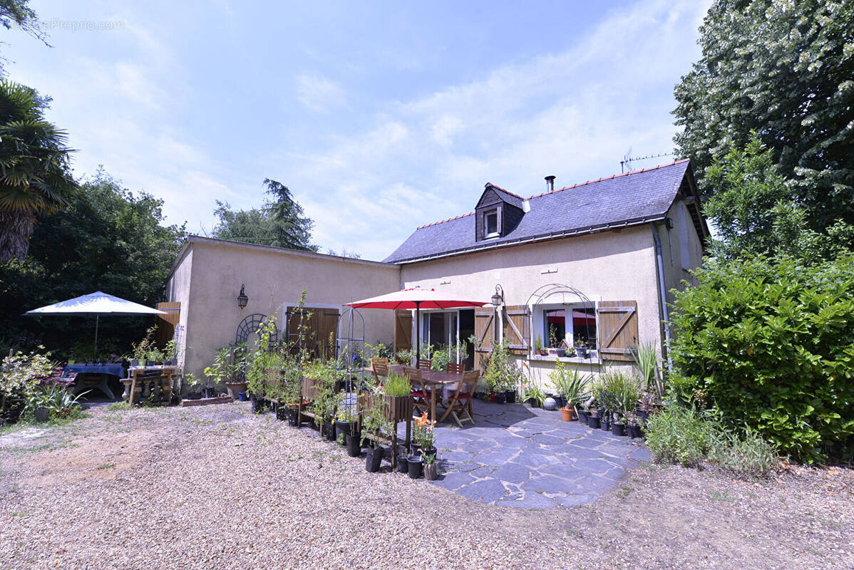 Maison à SOULAIRE-ET-BOURG