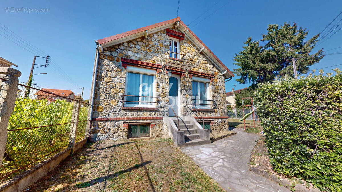 Maison à ERMONT