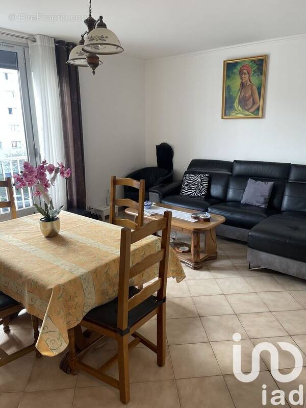 Photo 1 - Appartement à CHOISY-LE-ROI