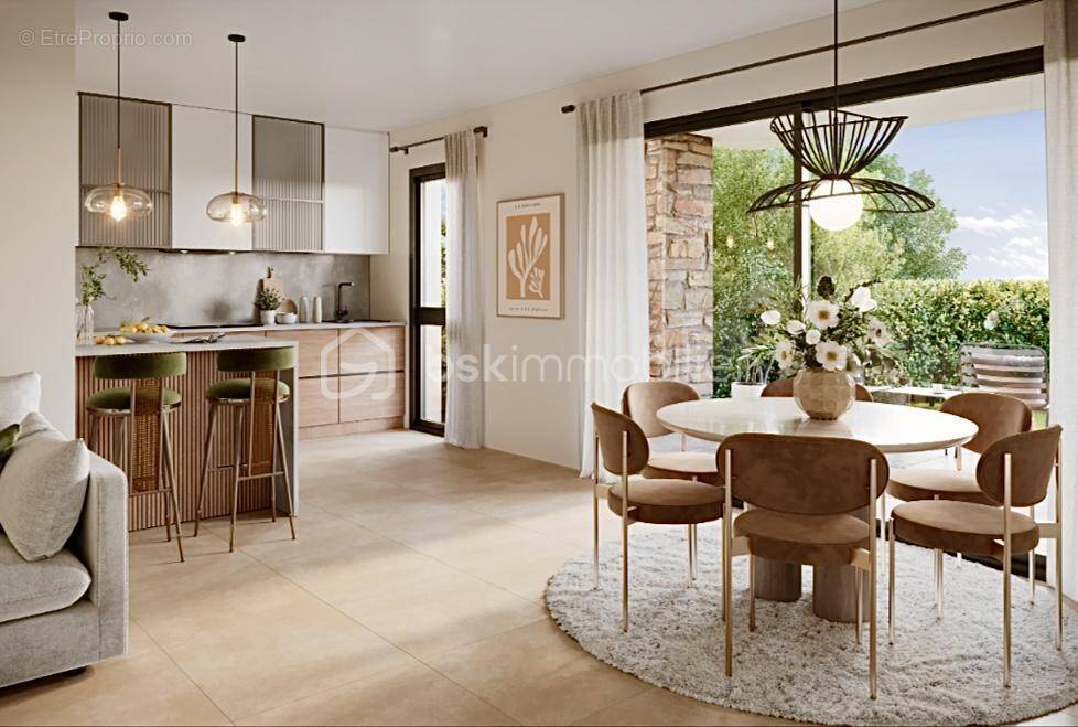 Appartement à PUGET-SUR-ARGENS