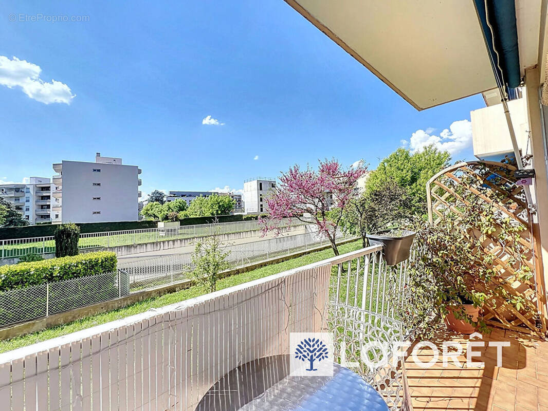 Appartement à TASSIN-LA-DEMI-LUNE