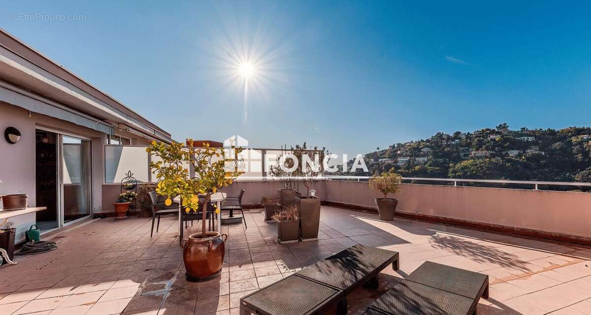Appartement à MANDELIEU-LA-NAPOULE