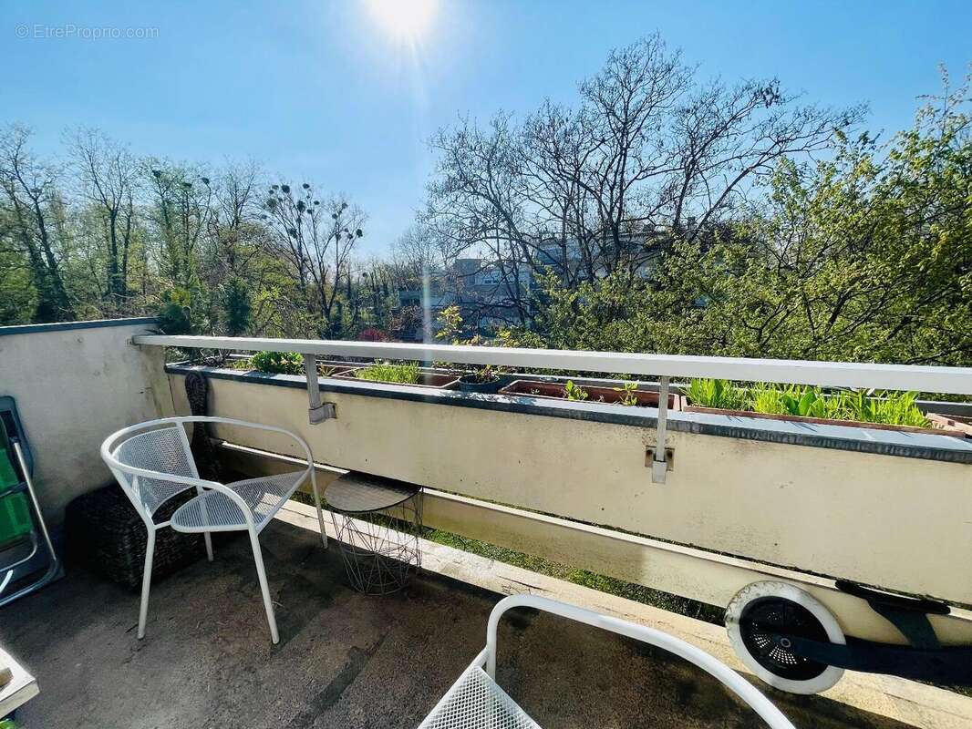   - Appartement à ILLKIRCH-GRAFFENSTADEN