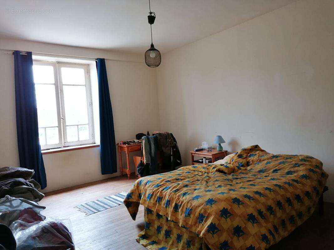 Maison à LA TRINITE-PORHOET