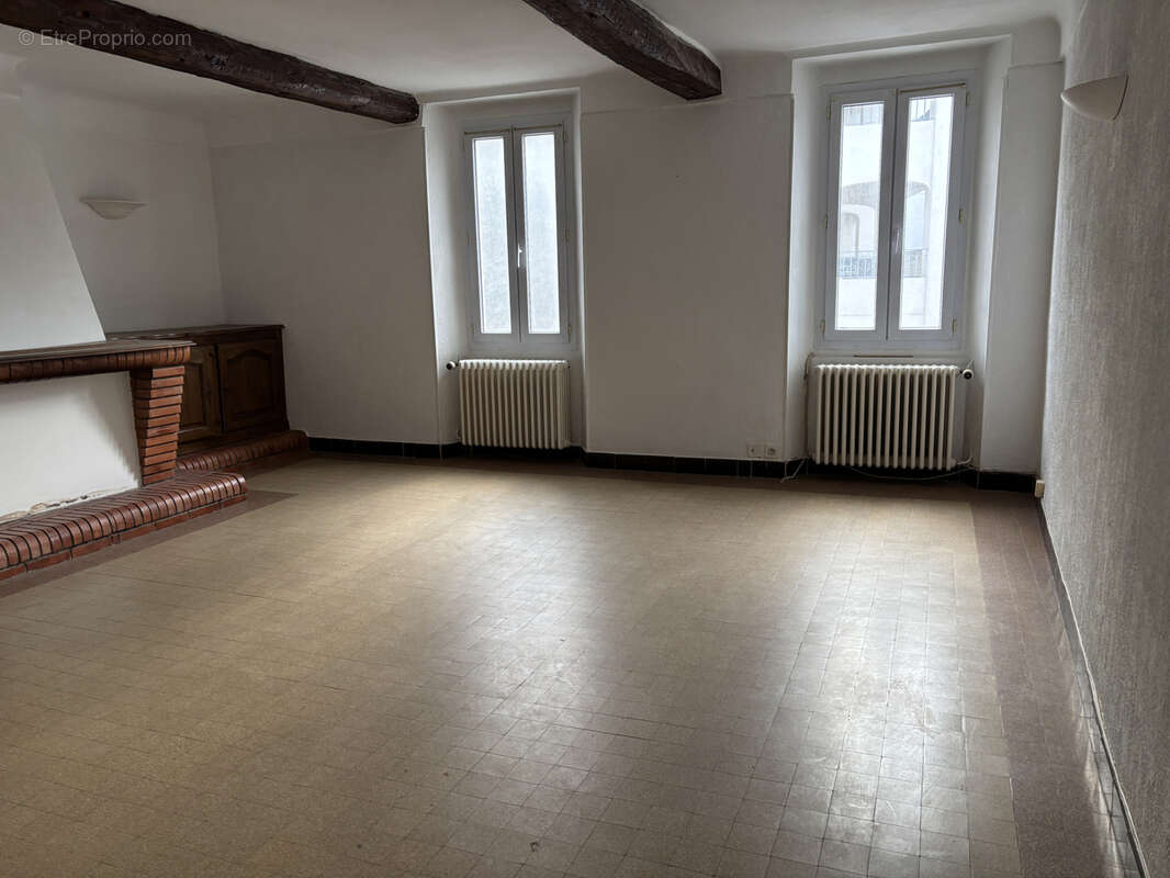 Appartement à LA GARDE-FREINET
