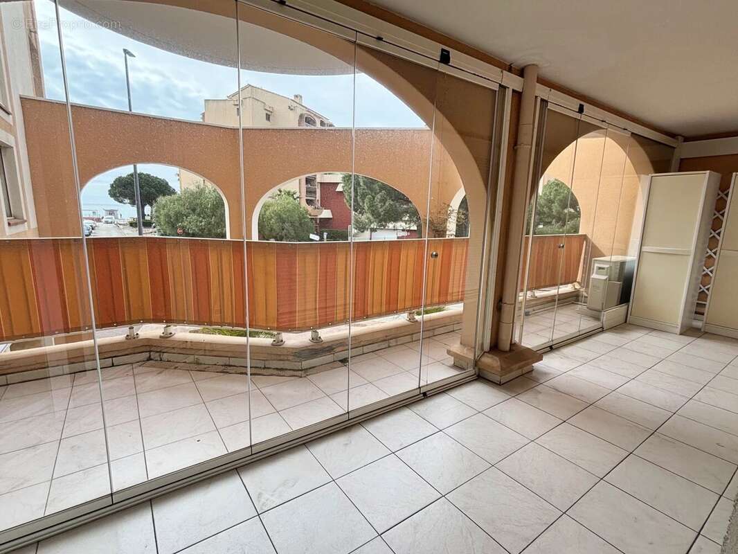 Appartement à FREJUS