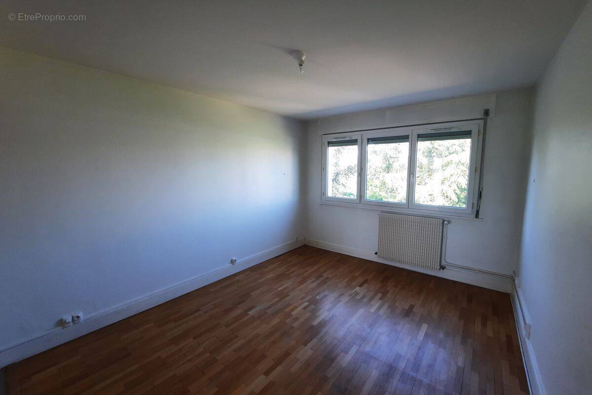 Appartement à LYON-9E