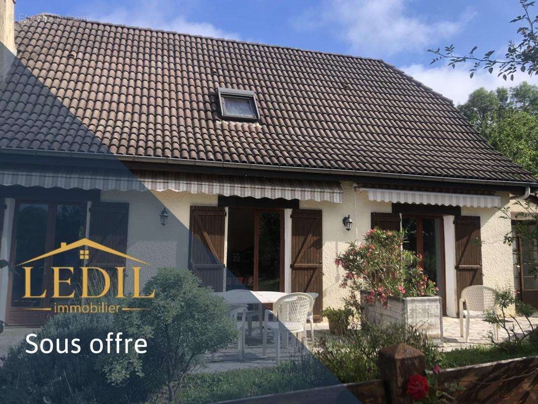 Maison à LASSEUBE