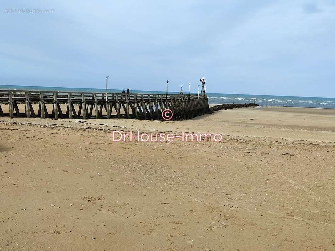 Appartement à COURSEULLES-SUR-MER
