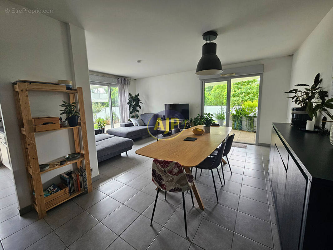 Appartement à SAINTE-LUCE-SUR-LOIRE