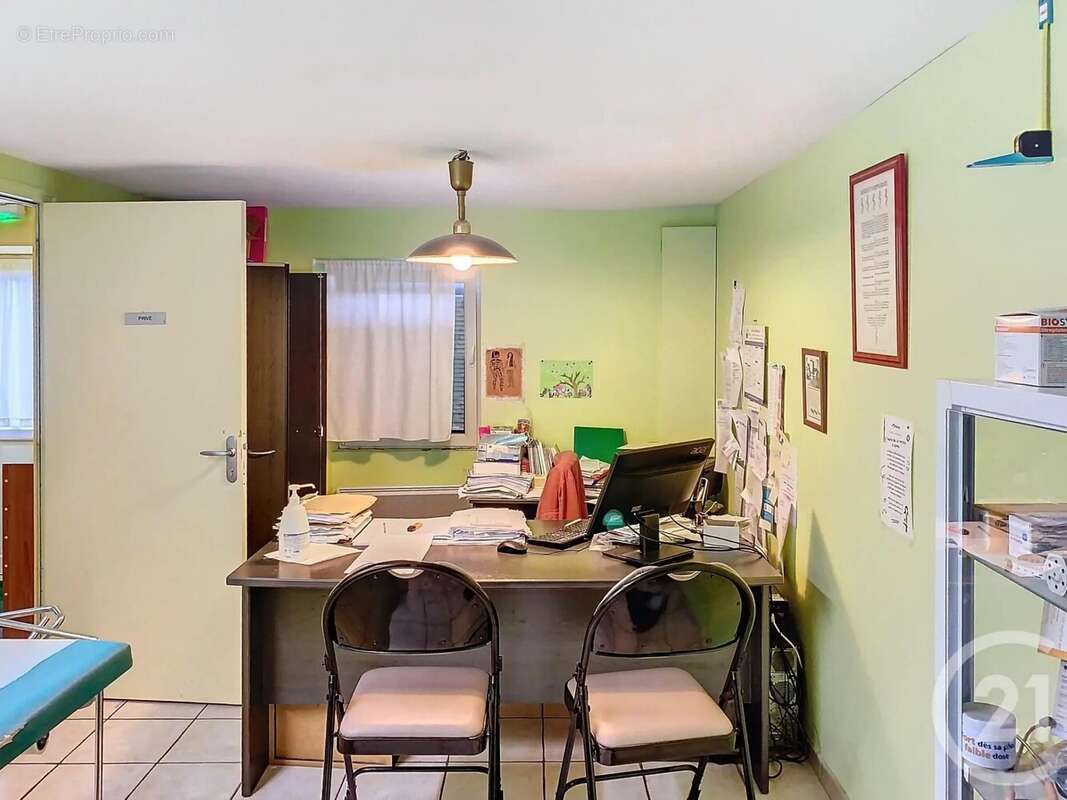 Maison à LA CHAPELLE-DE-BRAIN