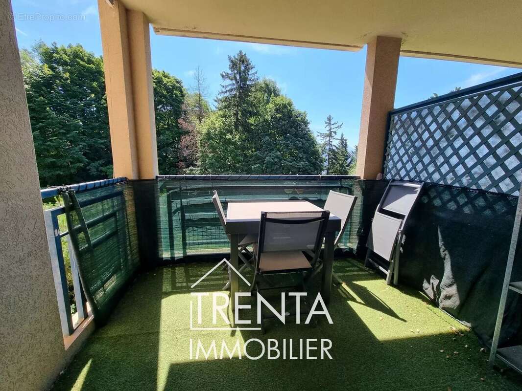 Appartement à CORENC
