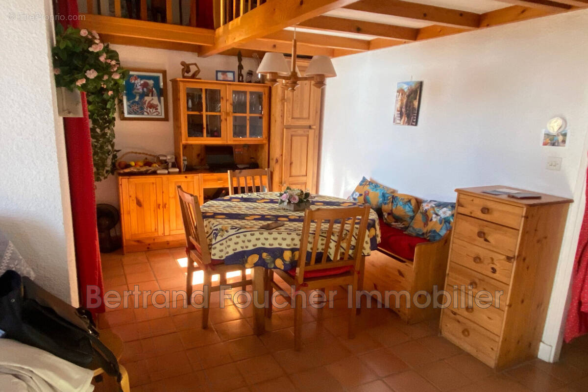 Appartement à LA CROIX-VALMER
