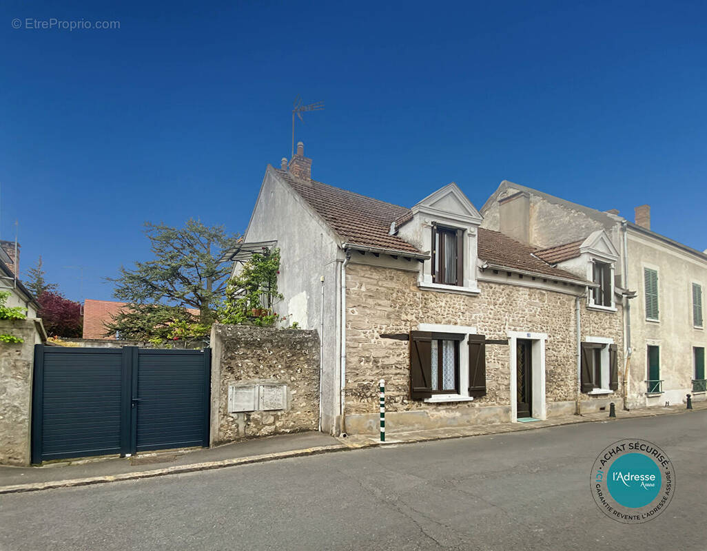 Maison à LA FERTE-ALAIS
