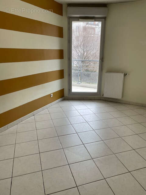 Appartement à LYON-9E