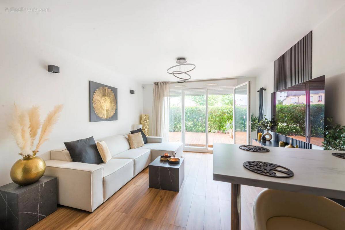 Appartement à VILLIERS-LE-BEL