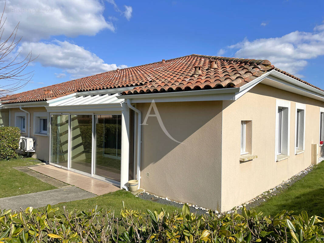 Maison à SAINT-JULIEN-DES-LANDES