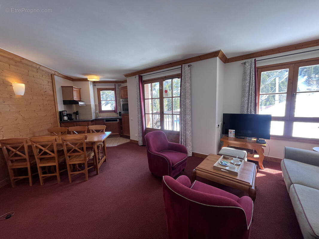 Appartement à LES CHAPELLES