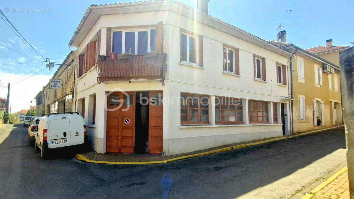 Maison à MIRANDE