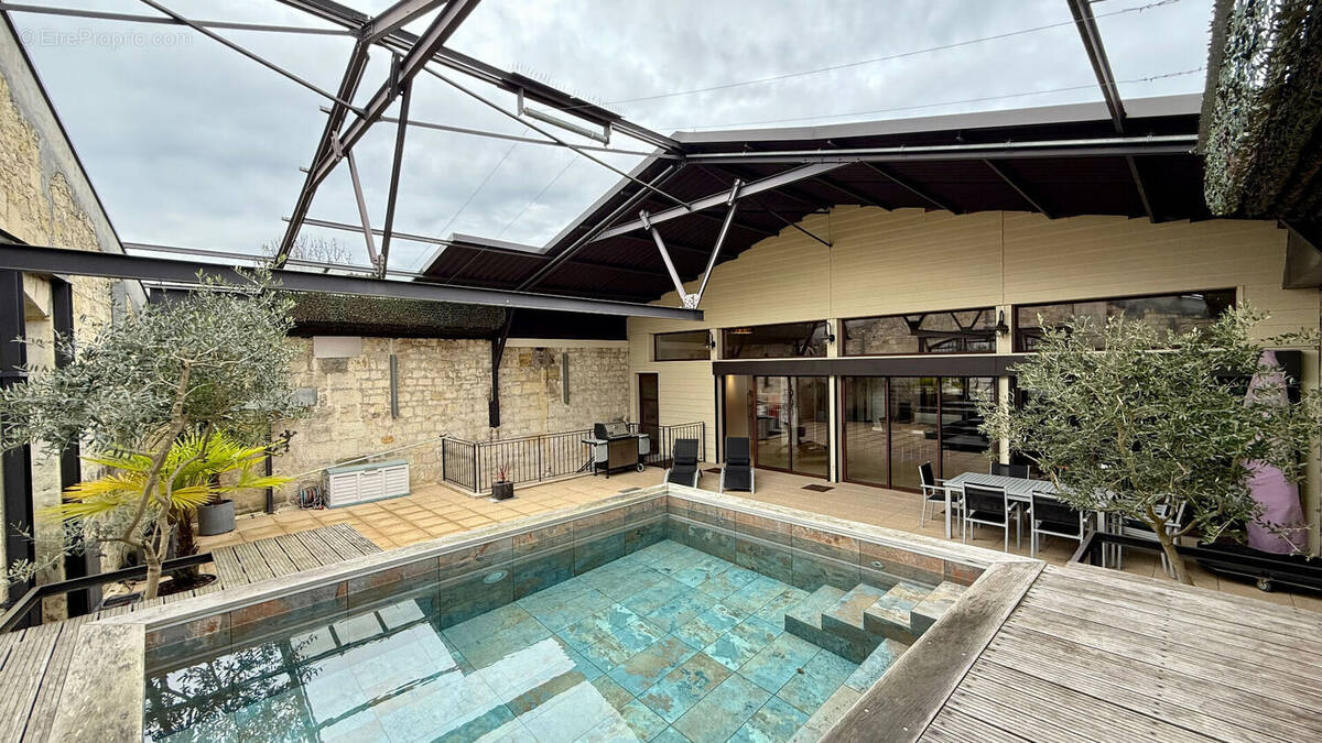 Appartement à BORDEAUX
