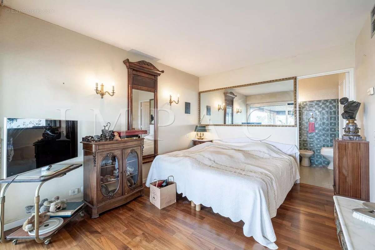 Appartement à LE CANNET