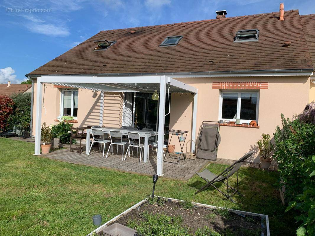 Maison à MENESTREAU-EN-VILLETTE