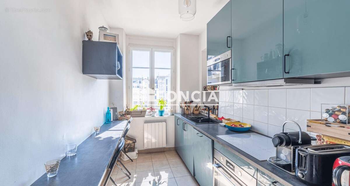 Appartement à LYON-6E