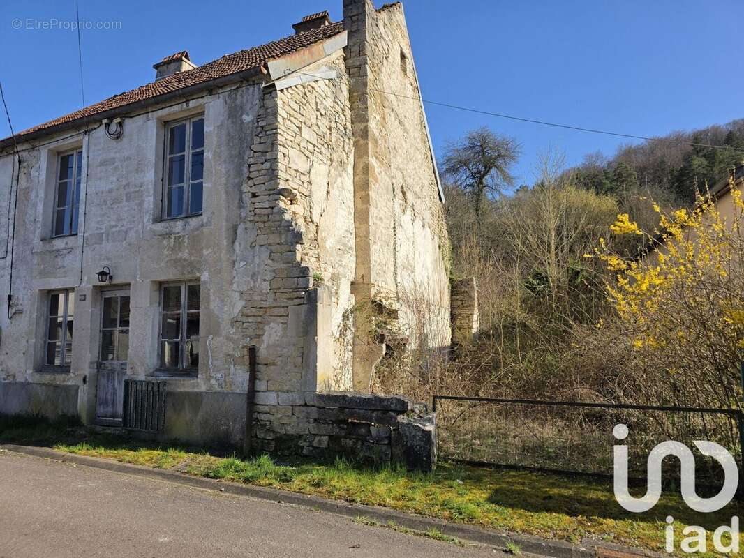 Photo 3 - Maison à ARC-EN-BARROIS
