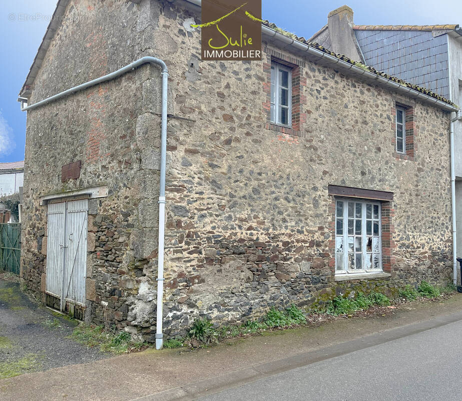 Maison à BRESSUIRE