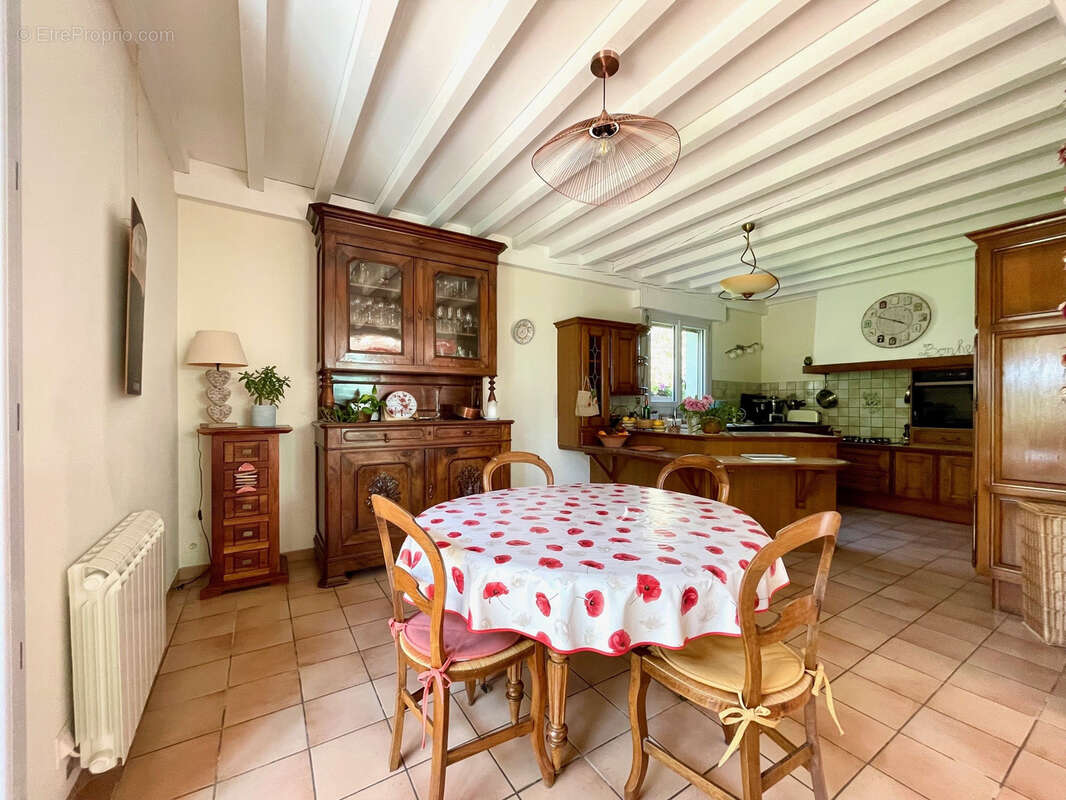 Maison à CASTETS-EN-DORTHE